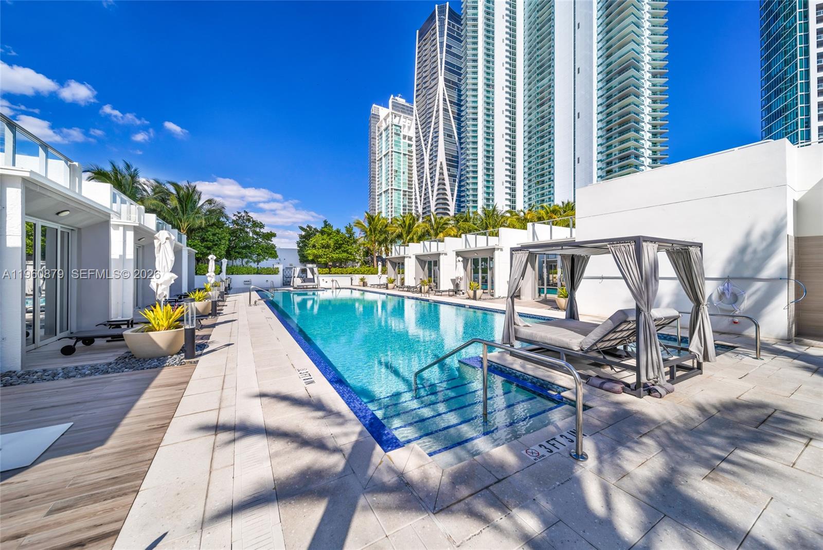 851 NE 1st Ave #204 Miami, FL 33132