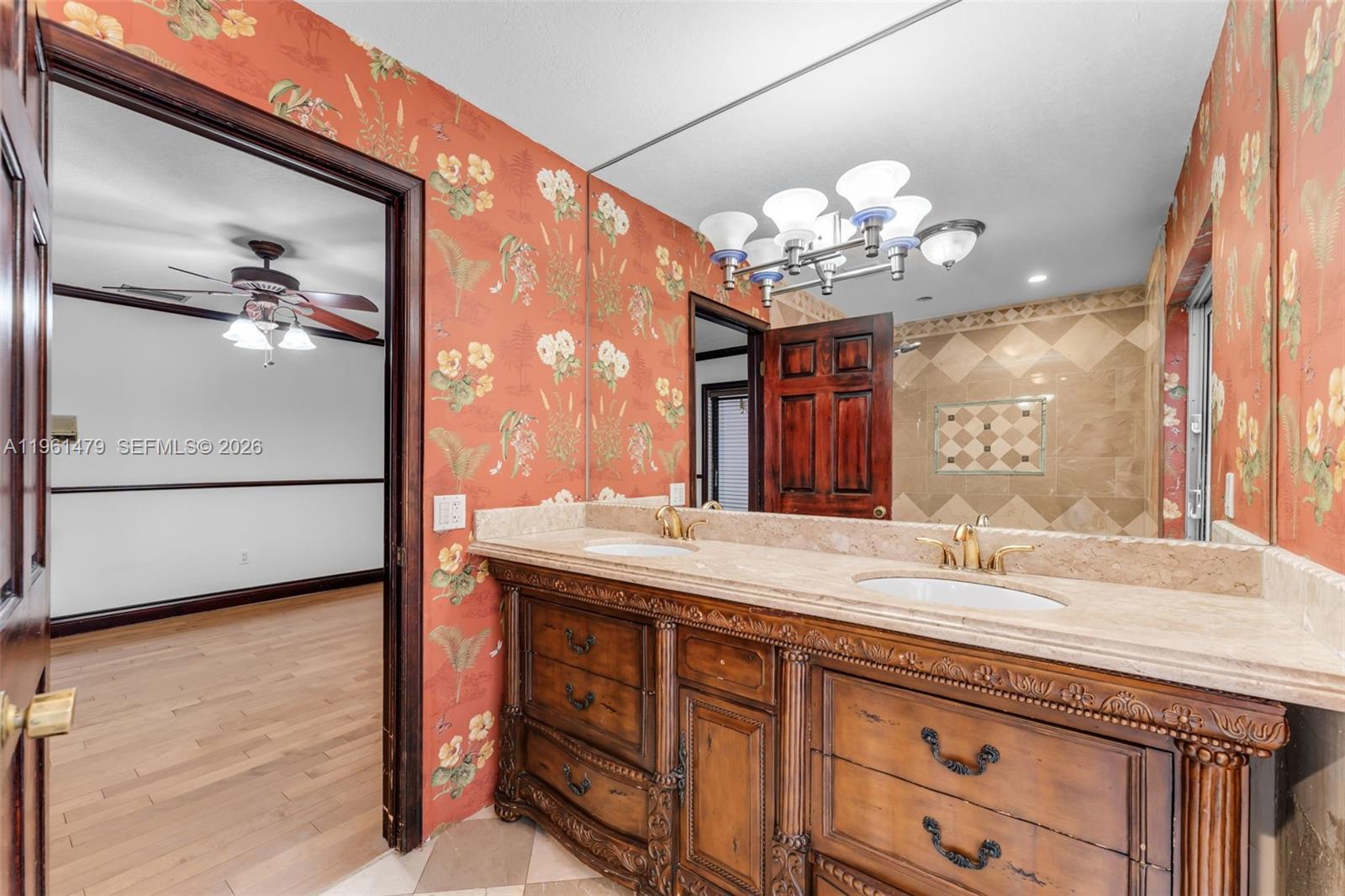 5961 SW 56th Ter South Miami, FL 33143