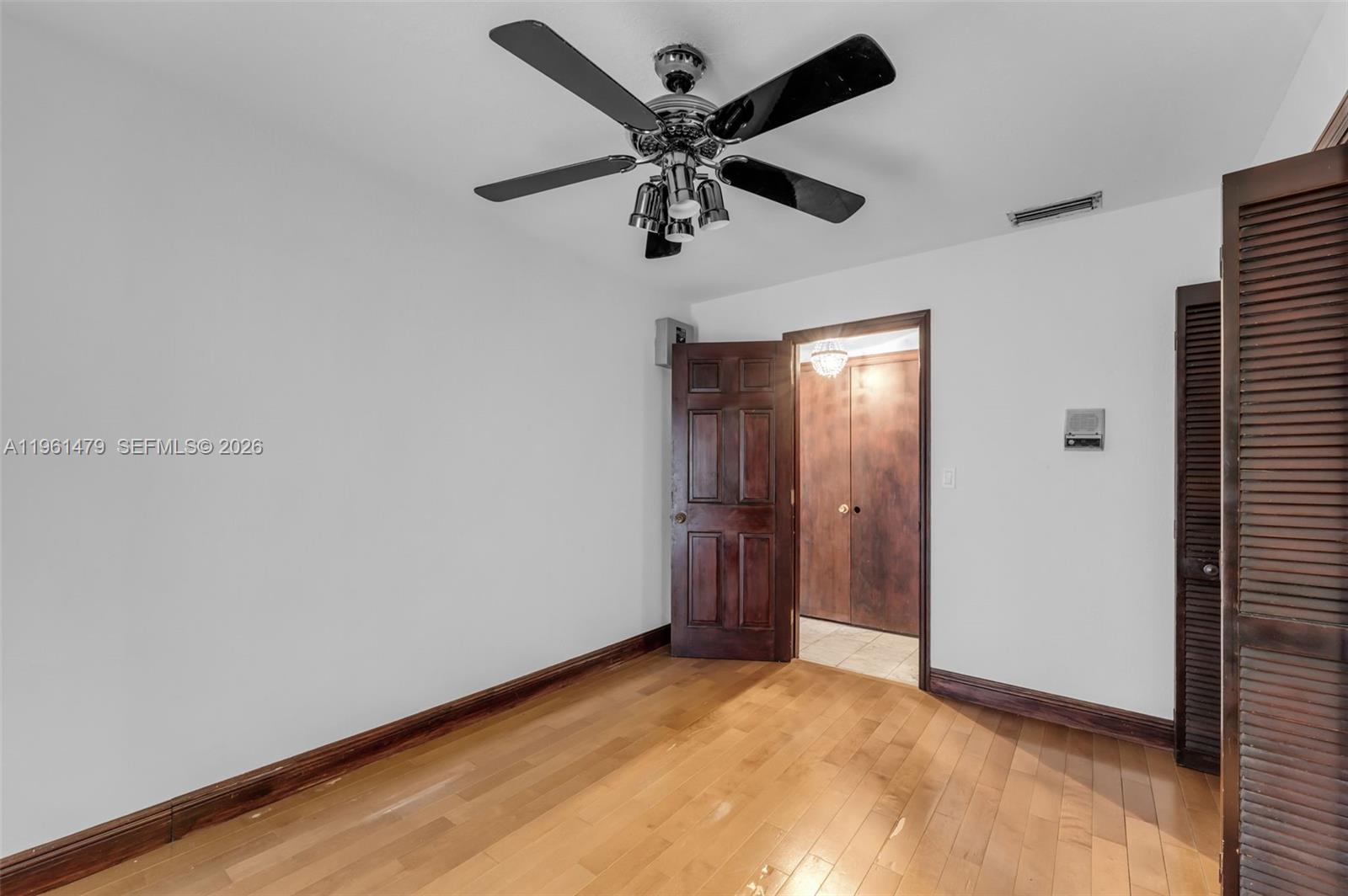 5961 SW 56th Ter South Miami, FL 33143