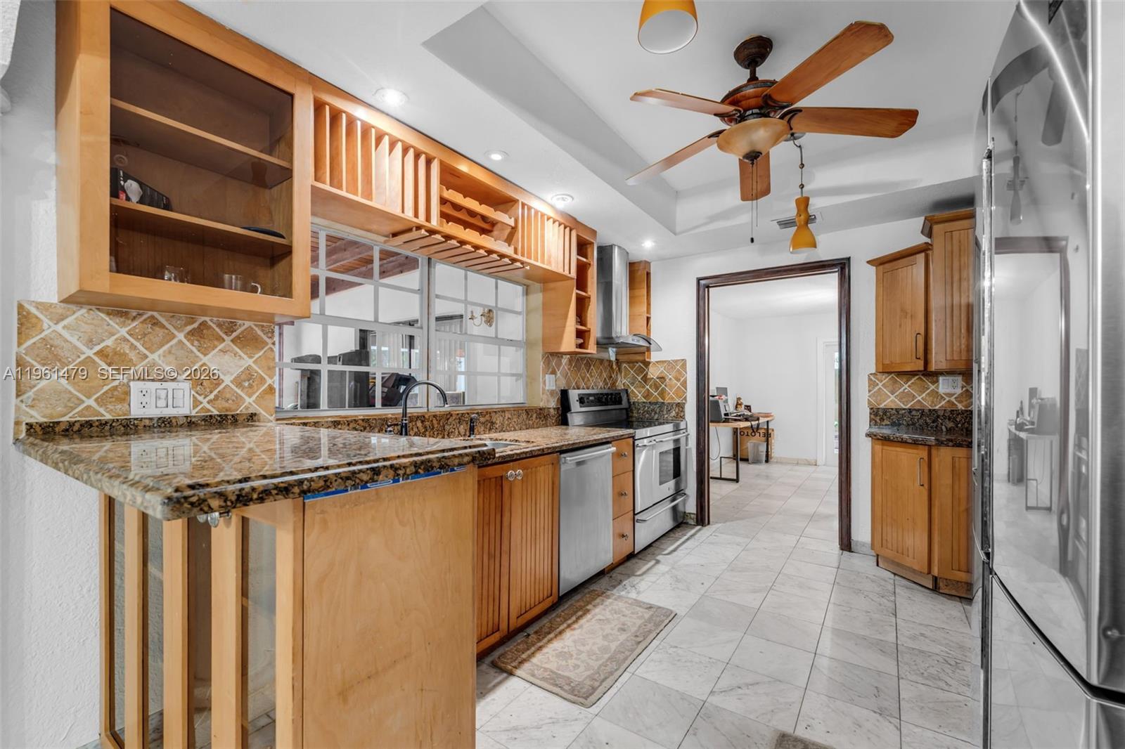 5961 SW 56th Ter South Miami, FL 33143