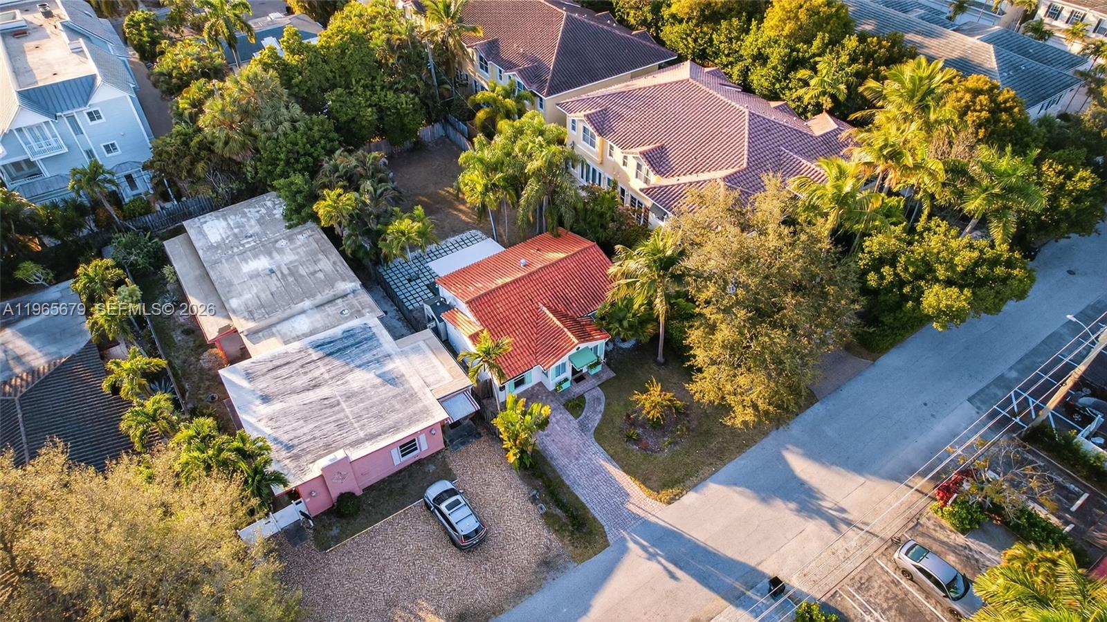 1113 N Victoria Park Rd Fort Lauderdale, FL 33304