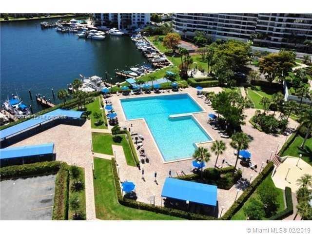 2500 Parkview Dr #417 Hallandale Beach, FL 33009
