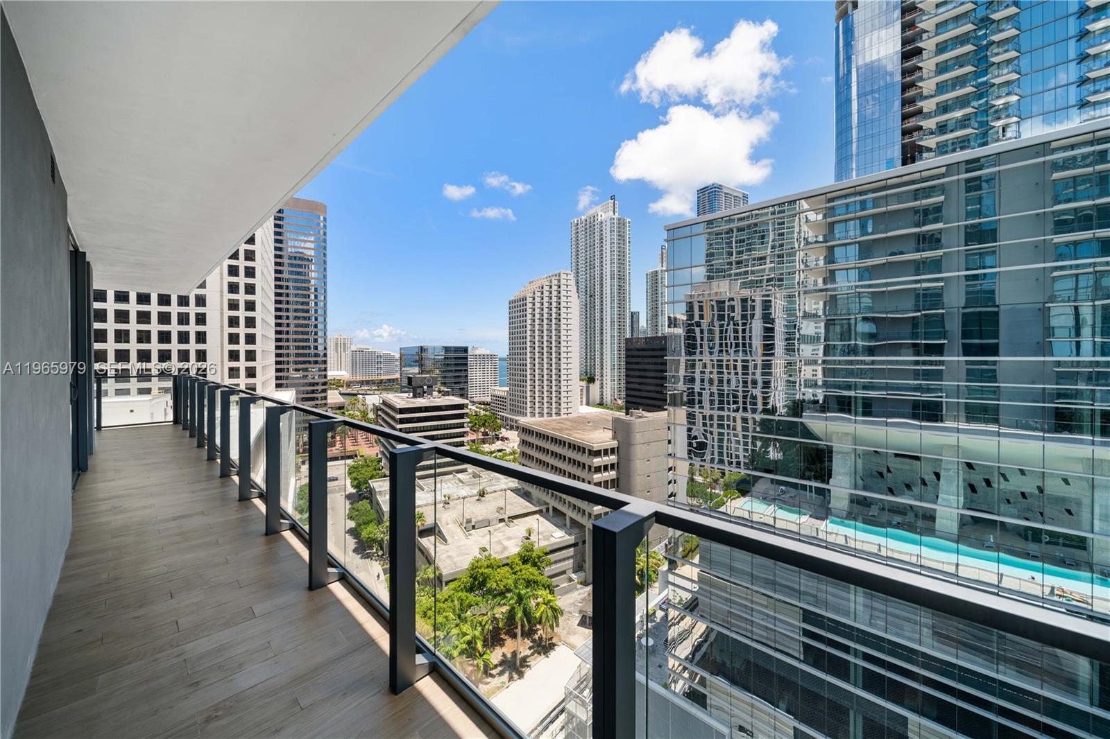 68 SE 6th St #1201 Miami, FL 33131