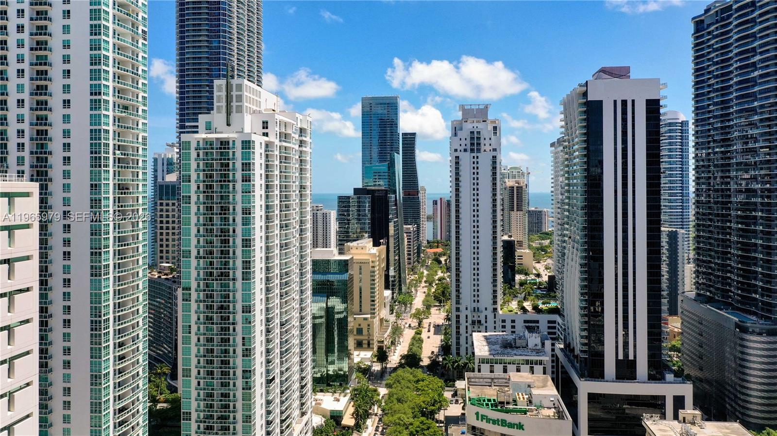 68 SE 6th St #1201 Miami, FL 33131