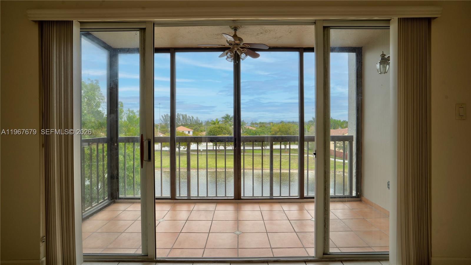 10155 NW 9th St Cir #4-401 Miami, FL 33172