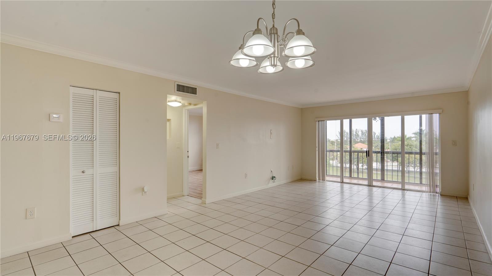 10155 NW 9th St Cir #4-401 Miami, FL 33172