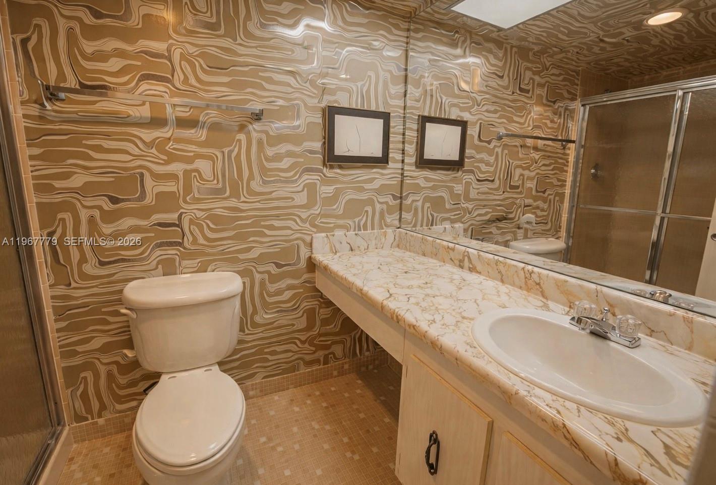 image Winston Towers 50013