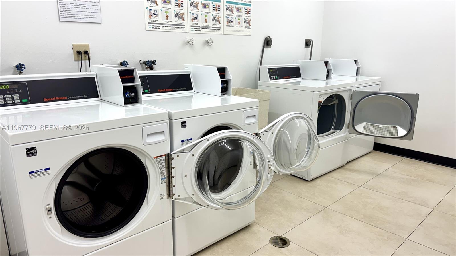 image Winston Towers 50014