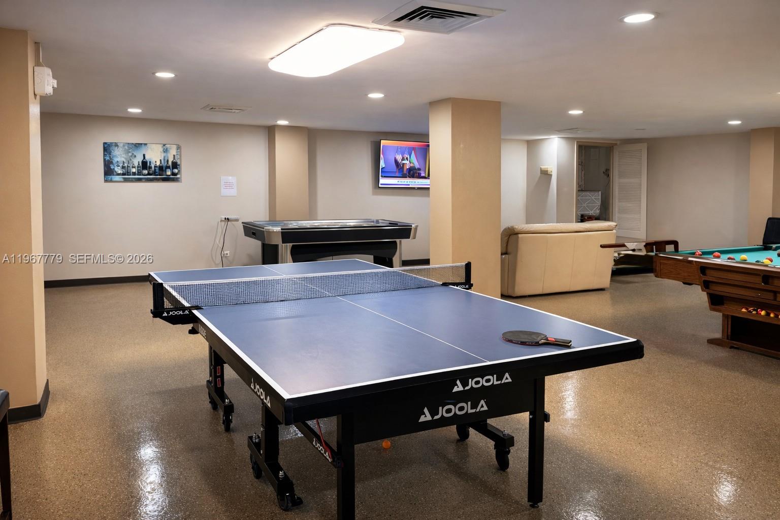 image Winston Towers 50020