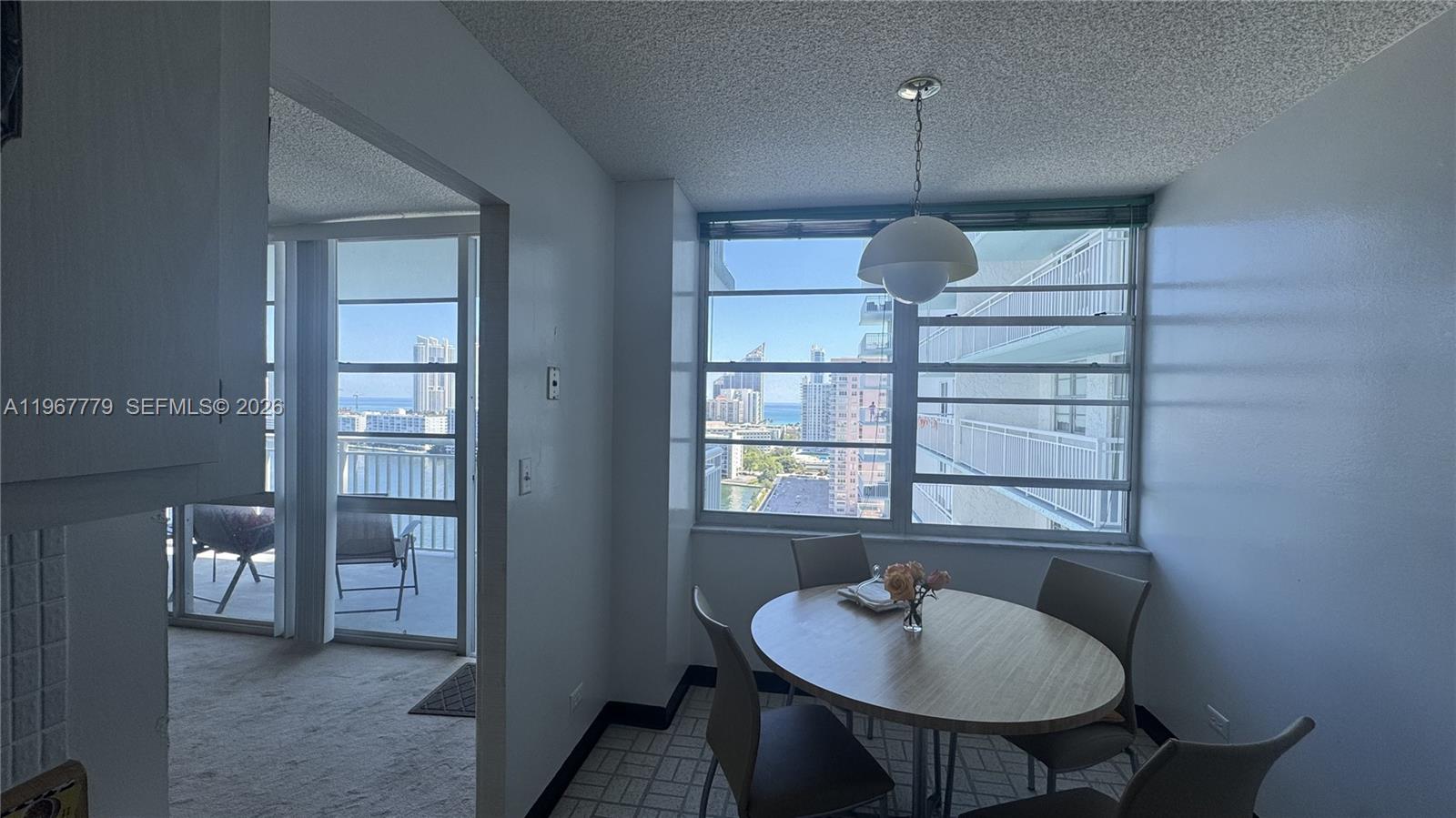 image Winston Towers 5008