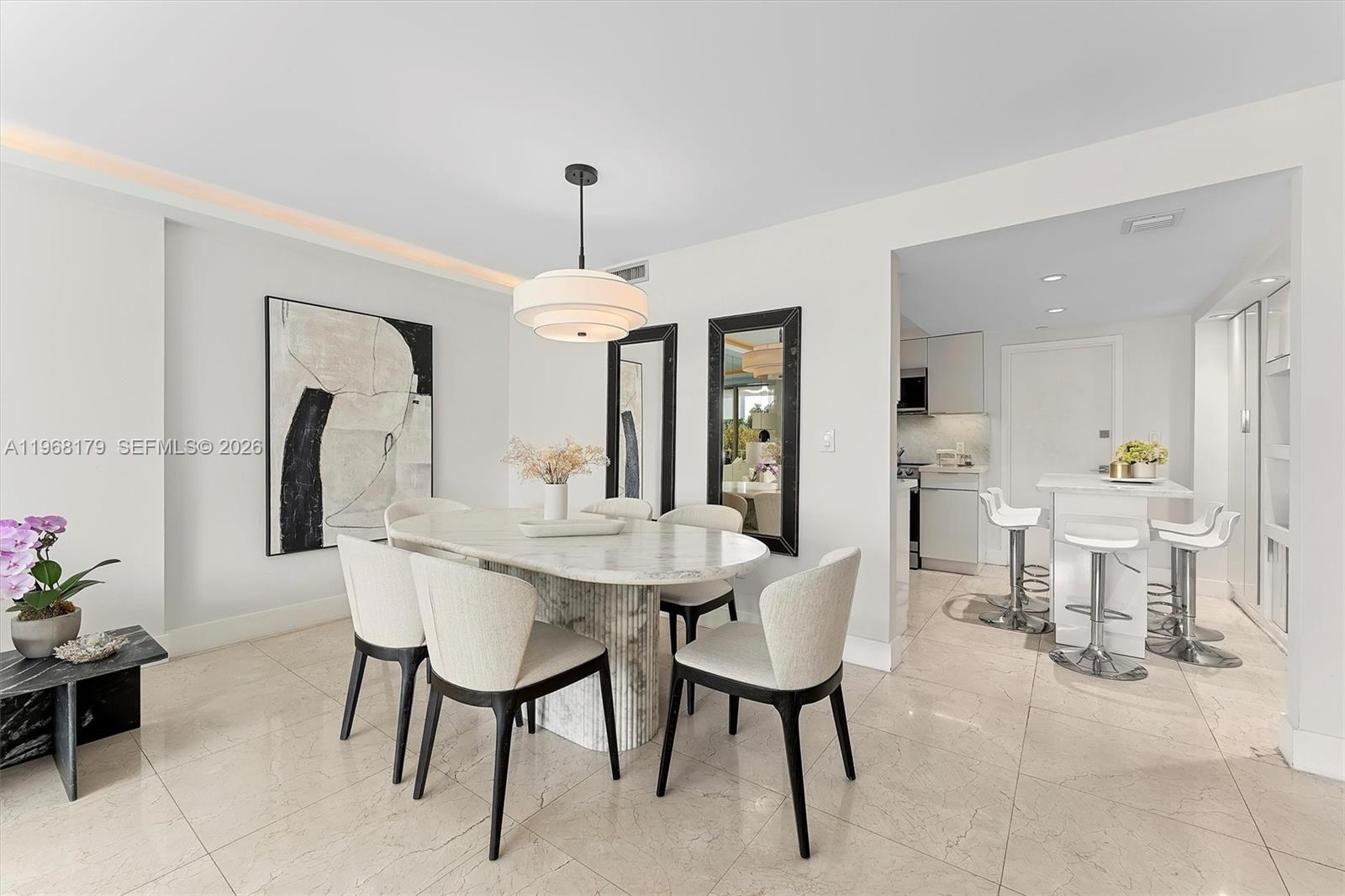 199 Ocean Ln Dr #311 Key Biscayne, FL 33149