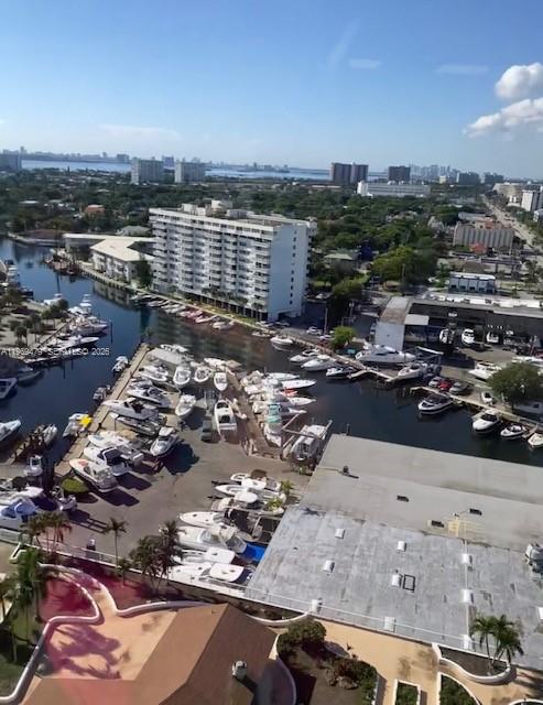 13499 Biscayne Blvd #902