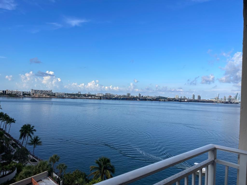 770 NE Claughton Is Dr #1013 Miami, FL 33131