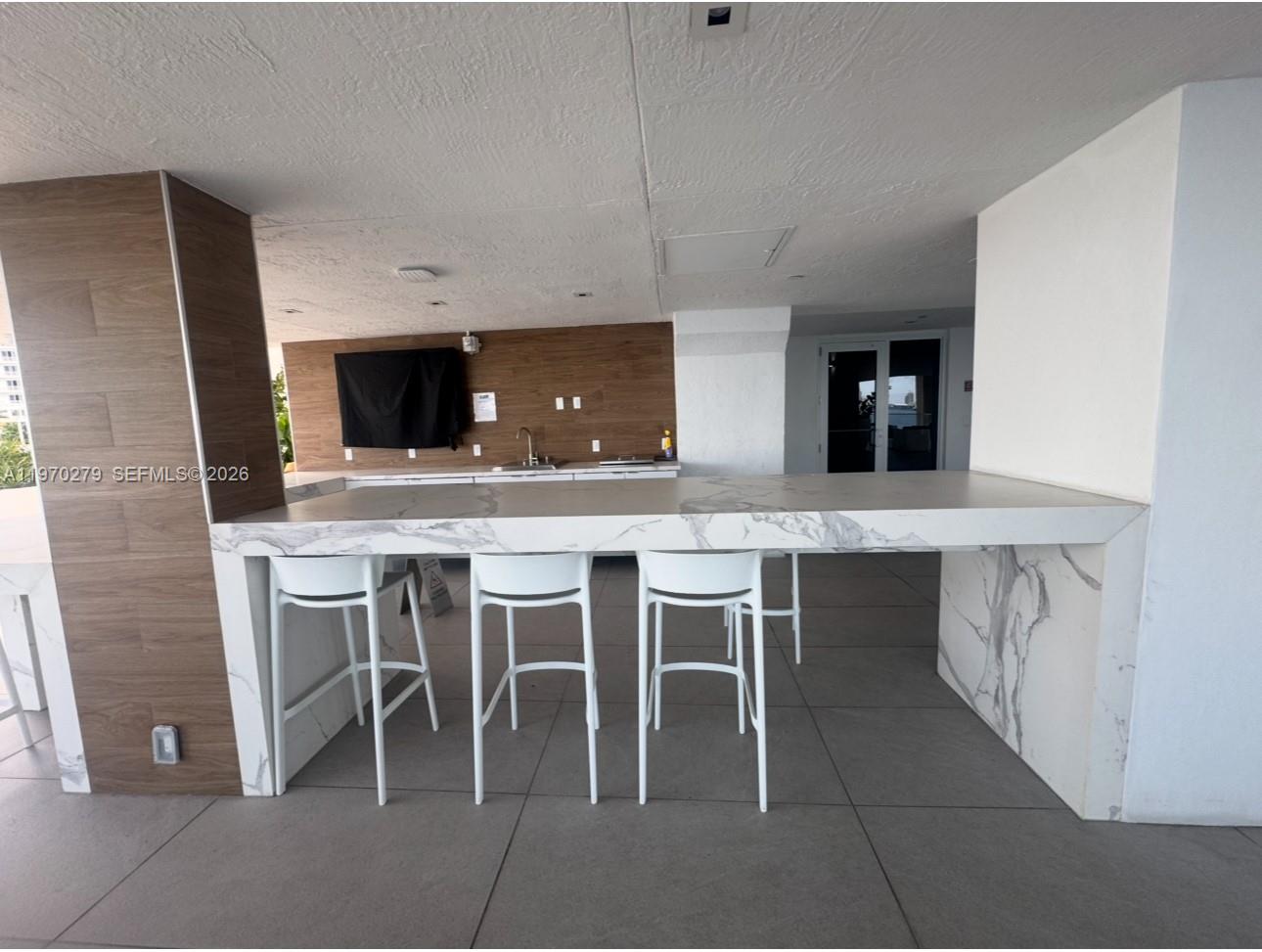 770 NE Claughton Is Dr #1013 Miami, FL 33131