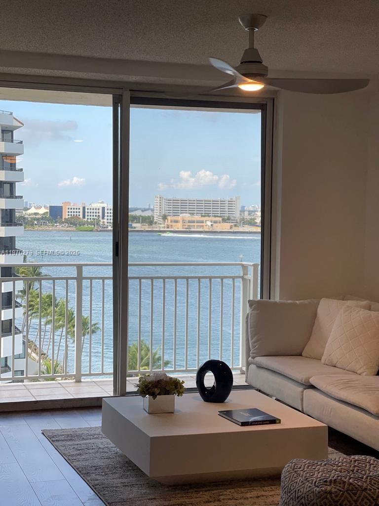 770 NE Claughton Is Dr #1013 Miami, FL 33131