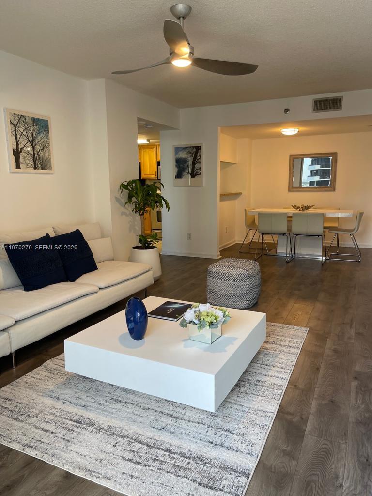 770 NE Claughton Is Dr #1013 Miami, FL 33131