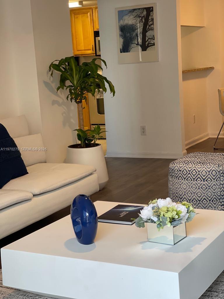 770 NE Claughton Is Dr #1013 Miami, FL 33131