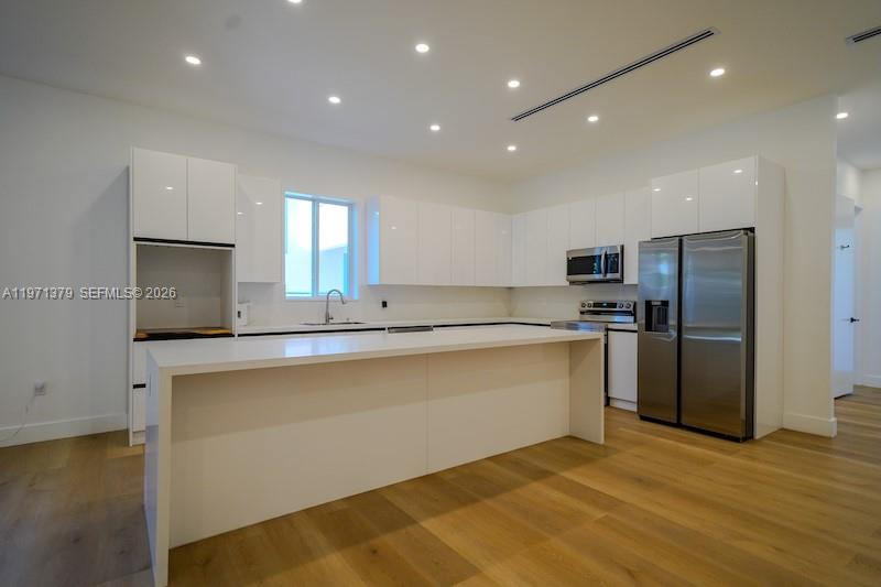 112 NW 24th Ct Miami, FL 33125