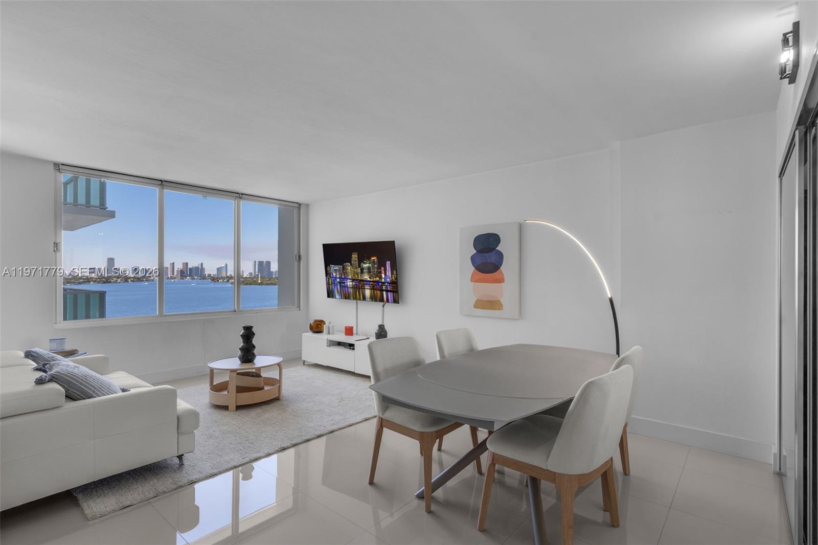 image Mirador 1000 (South Tower)3