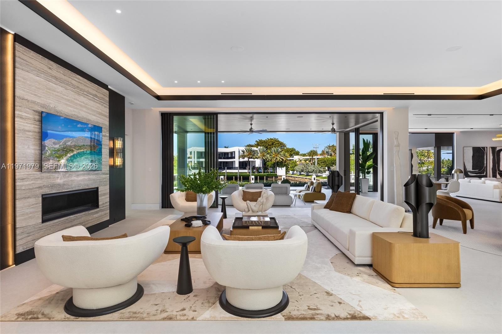 23 Isla Bahia Dr Fort Lauderdale, FL 33316