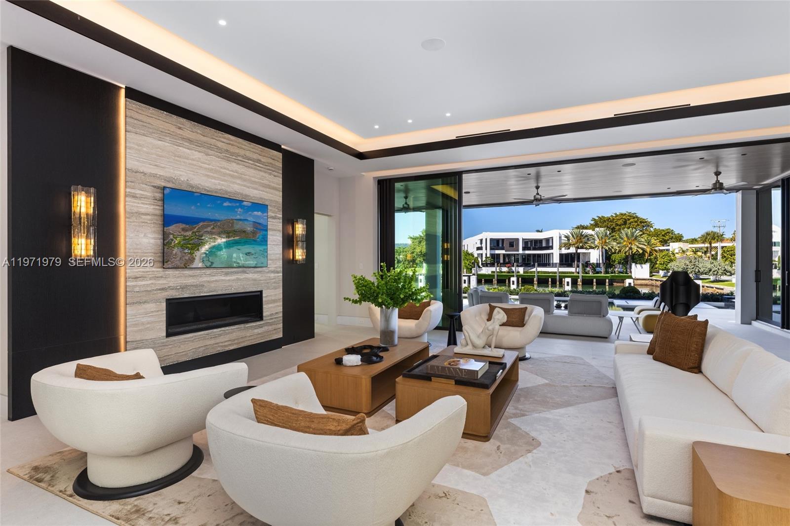 23 Isla Bahia Dr Fort Lauderdale, FL 33316