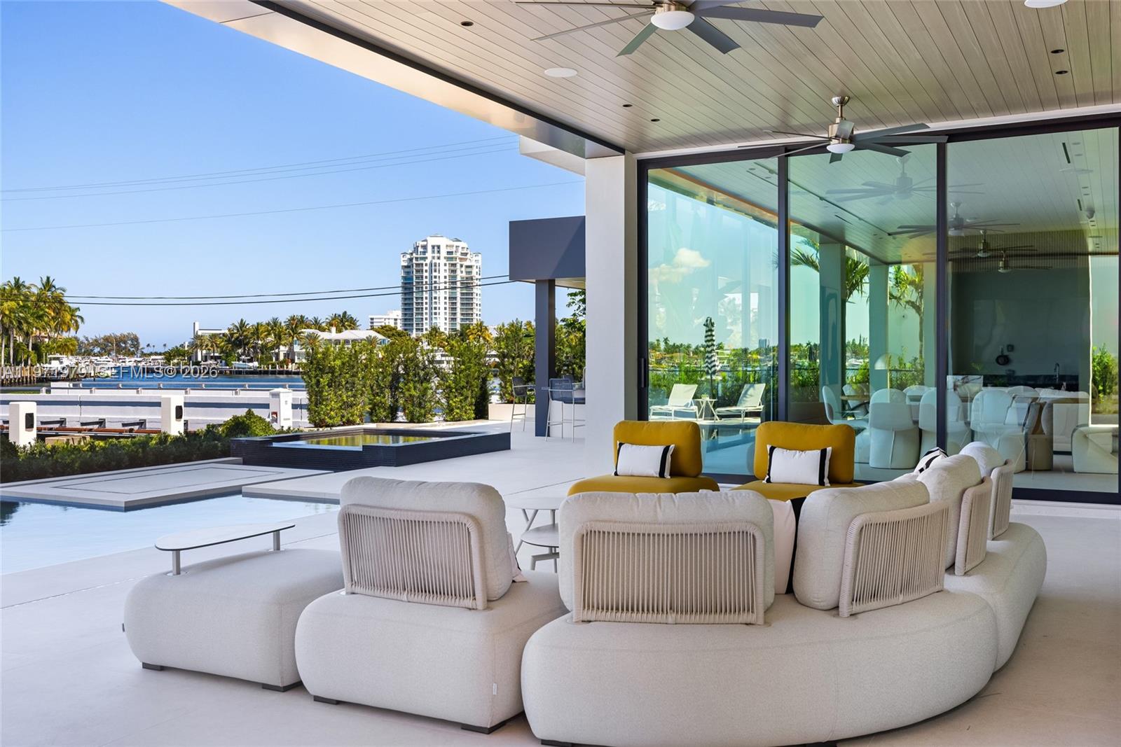 23 Isla Bahia Dr Fort Lauderdale, FL 33316