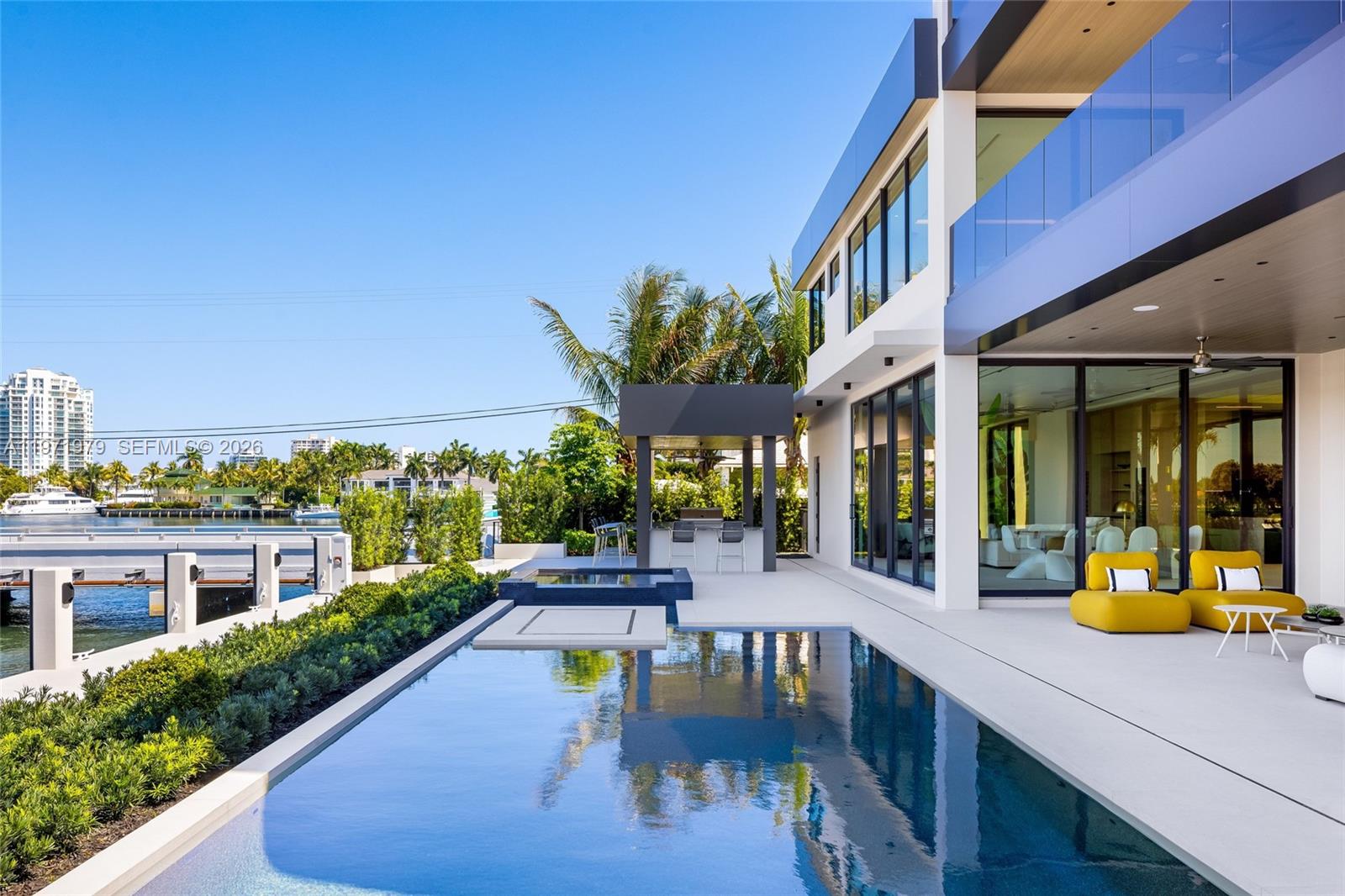 23 Isla Bahia Dr Fort Lauderdale, FL 33316