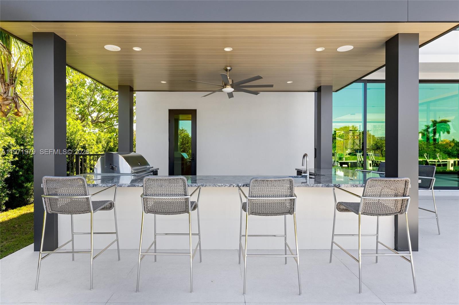 23 Isla Bahia Dr Fort Lauderdale, FL 33316