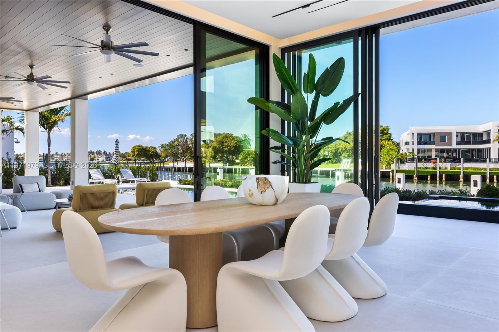 23 Isla Bahia Dr Fort Lauderdale, FL 33316