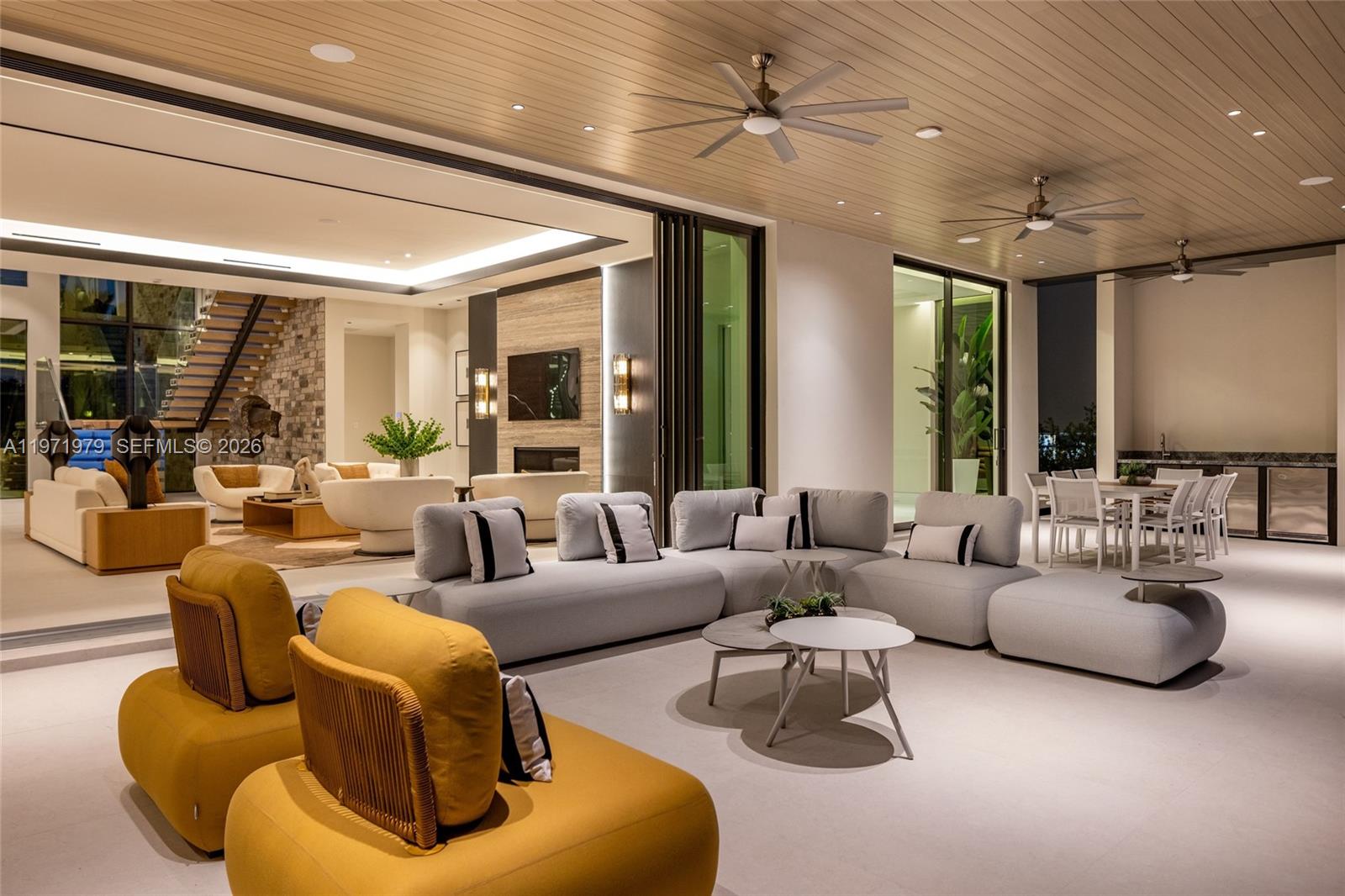 23 Isla Bahia Dr Fort Lauderdale, FL 33316