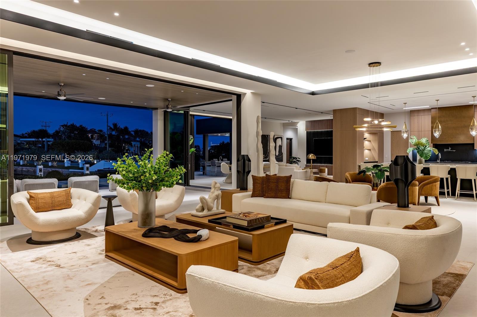 23 Isla Bahia Dr Fort Lauderdale, FL 33316