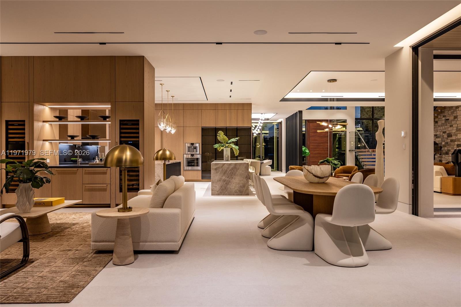 23 Isla Bahia Dr Fort Lauderdale, FL 33316