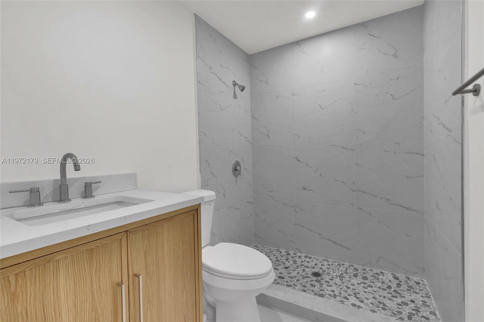 5111 SW 73rd Ter Miami, FL 33143