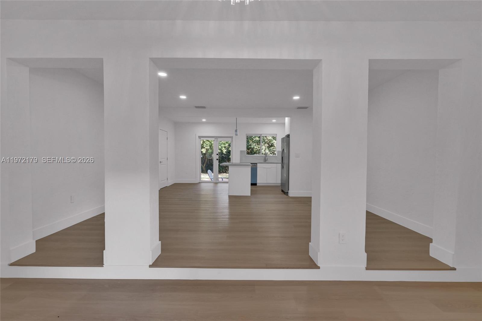 5111 SW 73rd Ter Miami, FL 33143