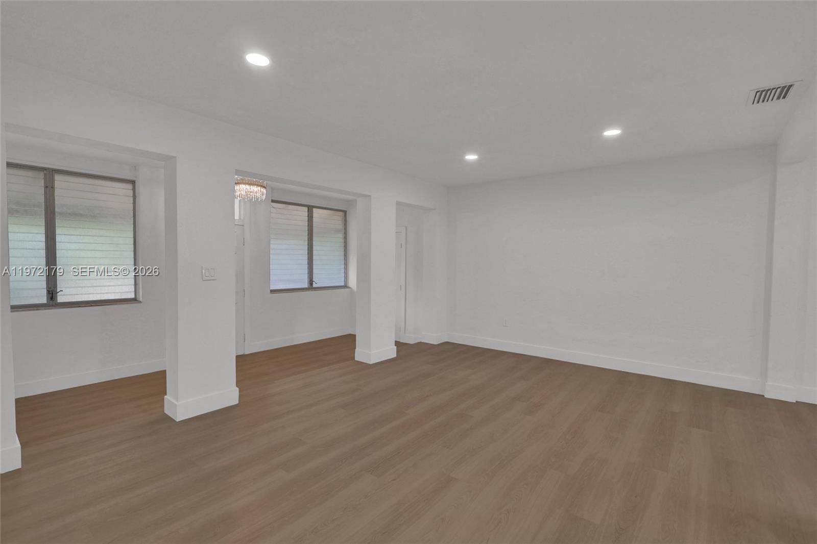 5111 SW 73rd Ter Miami, FL 33143