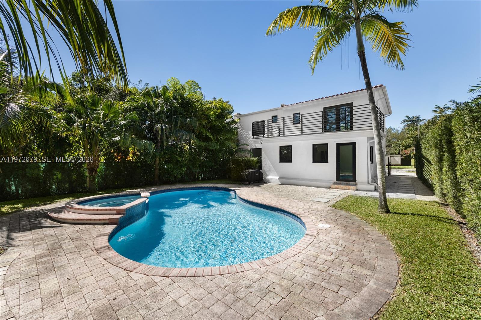 7111 SW 63rd Ave South Miami, FL 33143