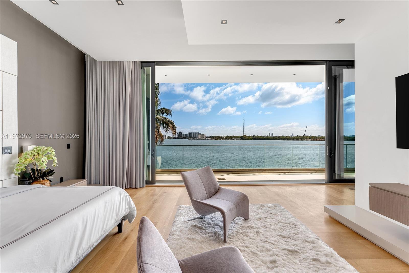 1270 NE 82nd St Miami, FL 33138