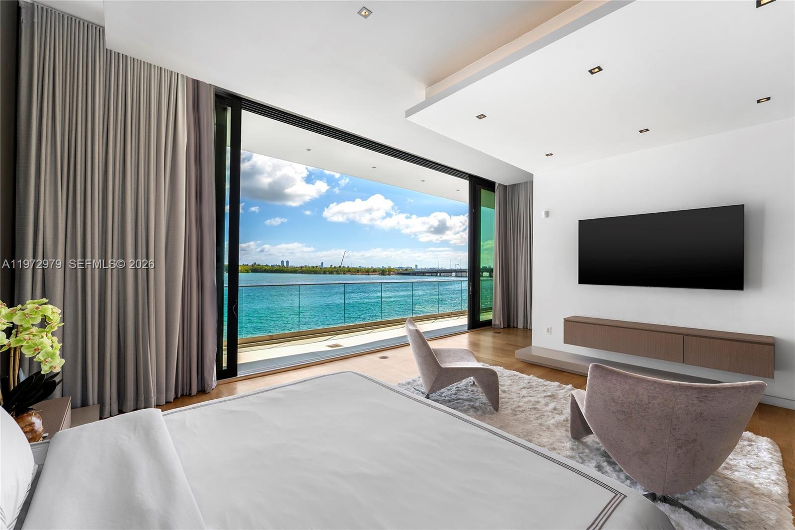 1270 NE 82nd St Miami, FL 33138