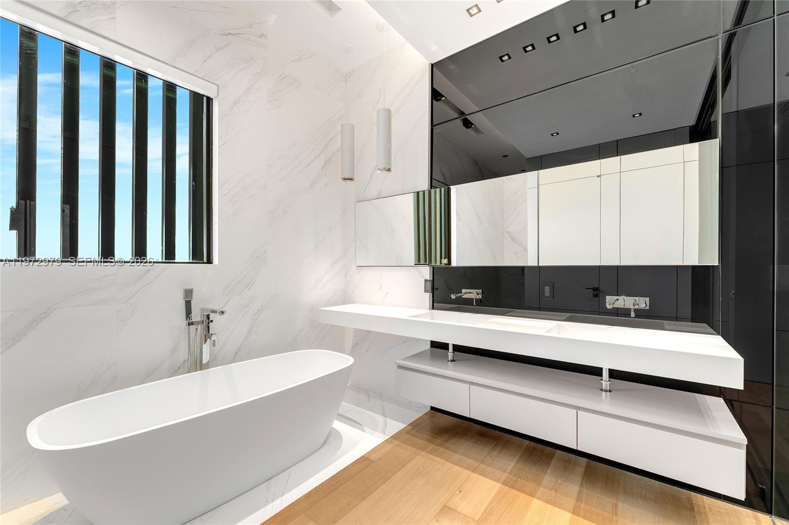 1270 NE 82nd St Miami, FL 33138