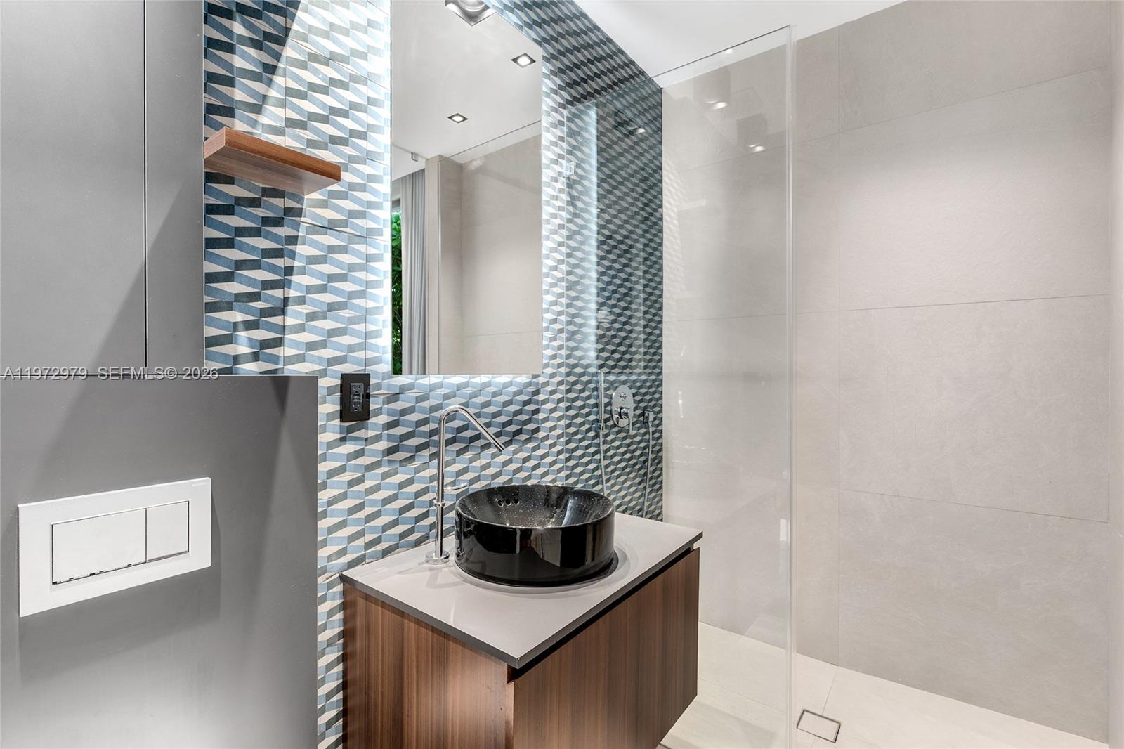 1270 NE 82nd St Miami, FL 33138