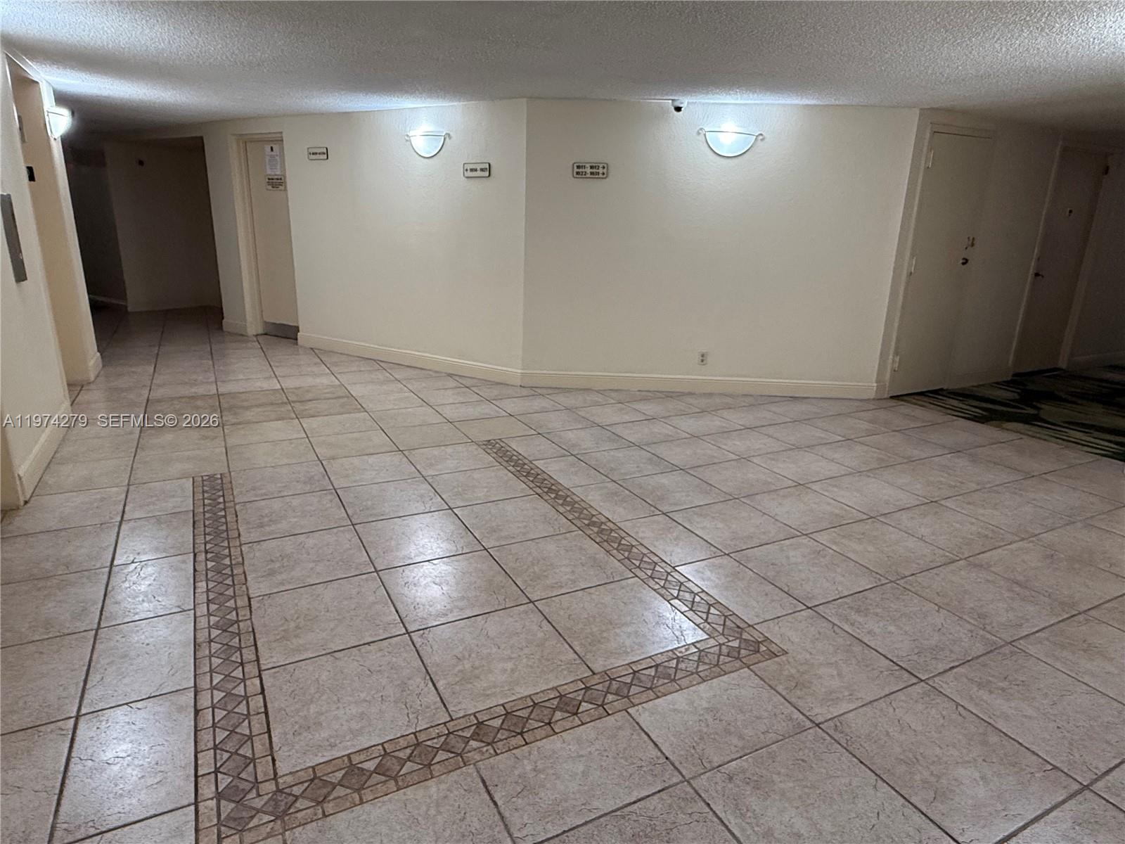 1000 Parkview Dr #1022 Hallandale Beach, FL 33009