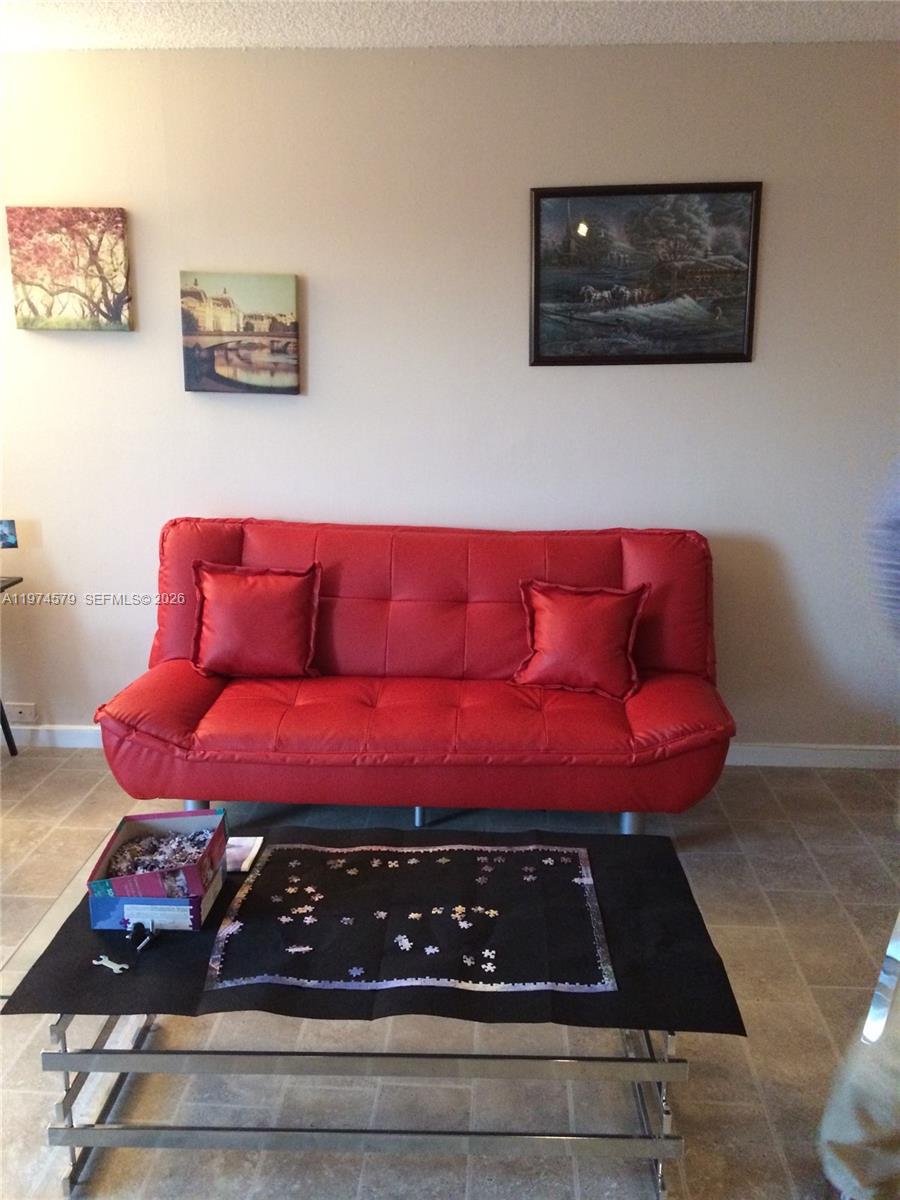 1801 S Treasure Dr #511 North Bay Village, FL 33141