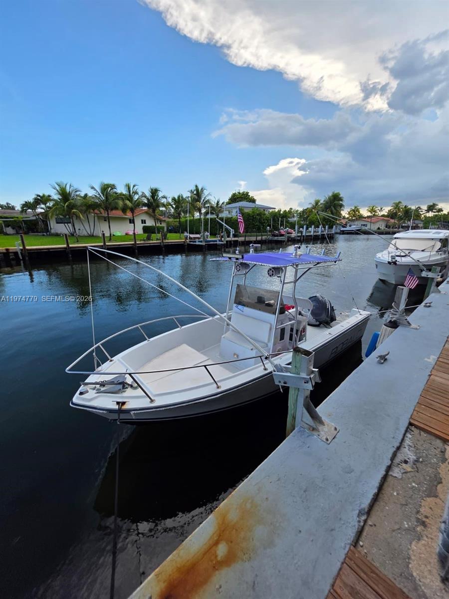 2500 NE 135th St #B103 North Miami, FL 33181