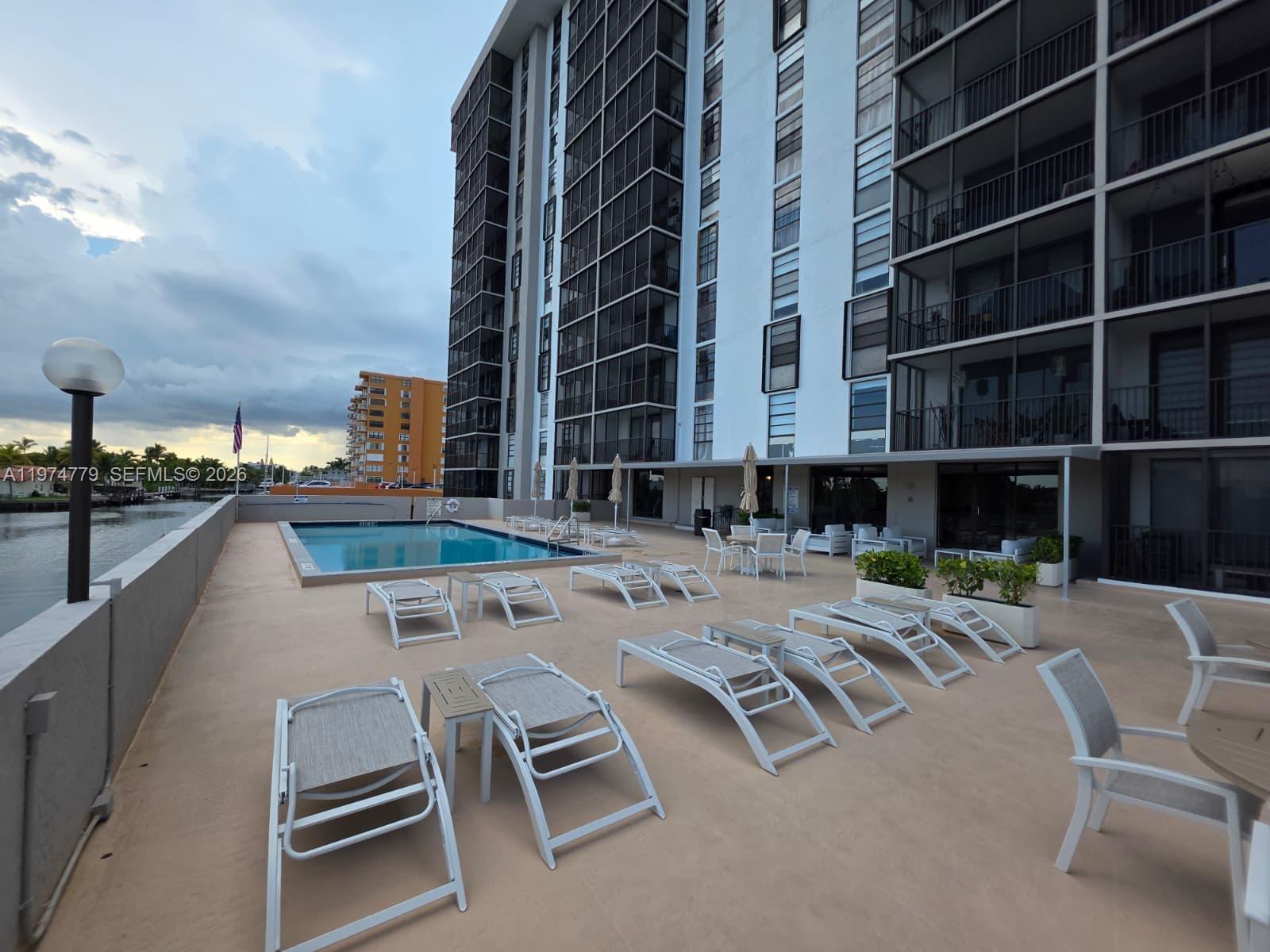 2500 NE 135th St #B103 North Miami, FL 33181