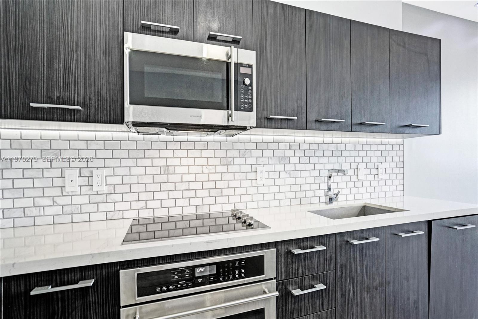 image Brickell Heights West43