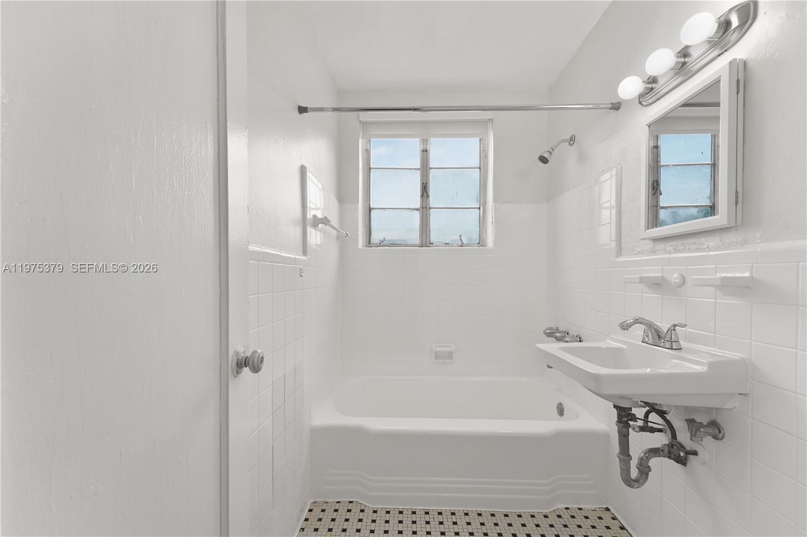 531 16th St Miami Beach, FL 33139