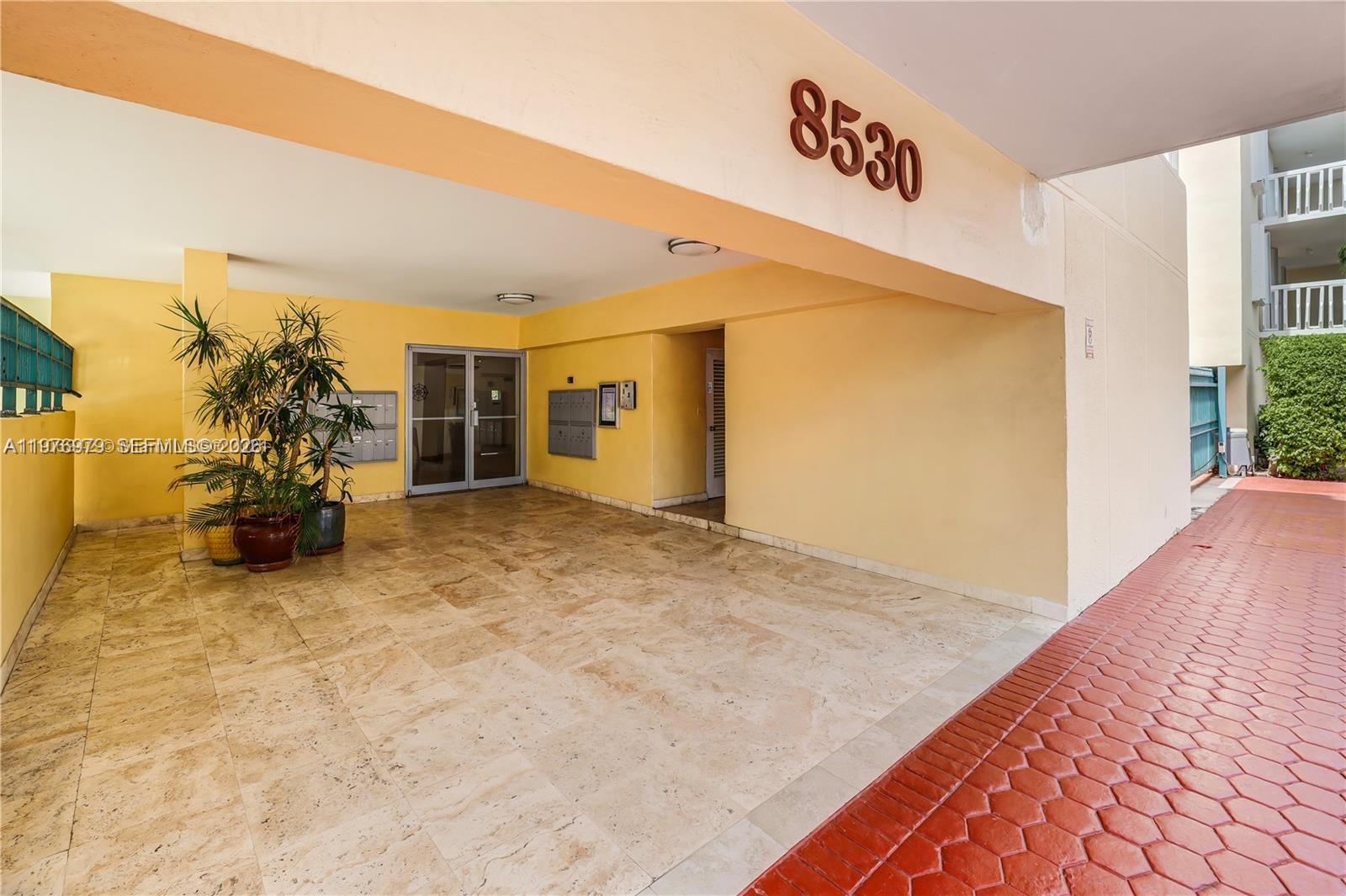 8530 Byron Ave #402 Miami Beach, FL 33141