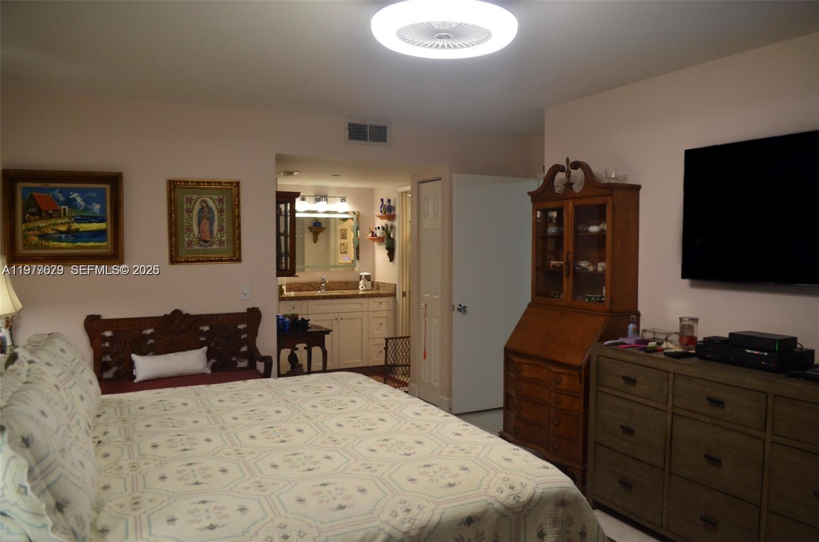 800 SW 142nd Ave #401N Pembroke Pines, FL 33027