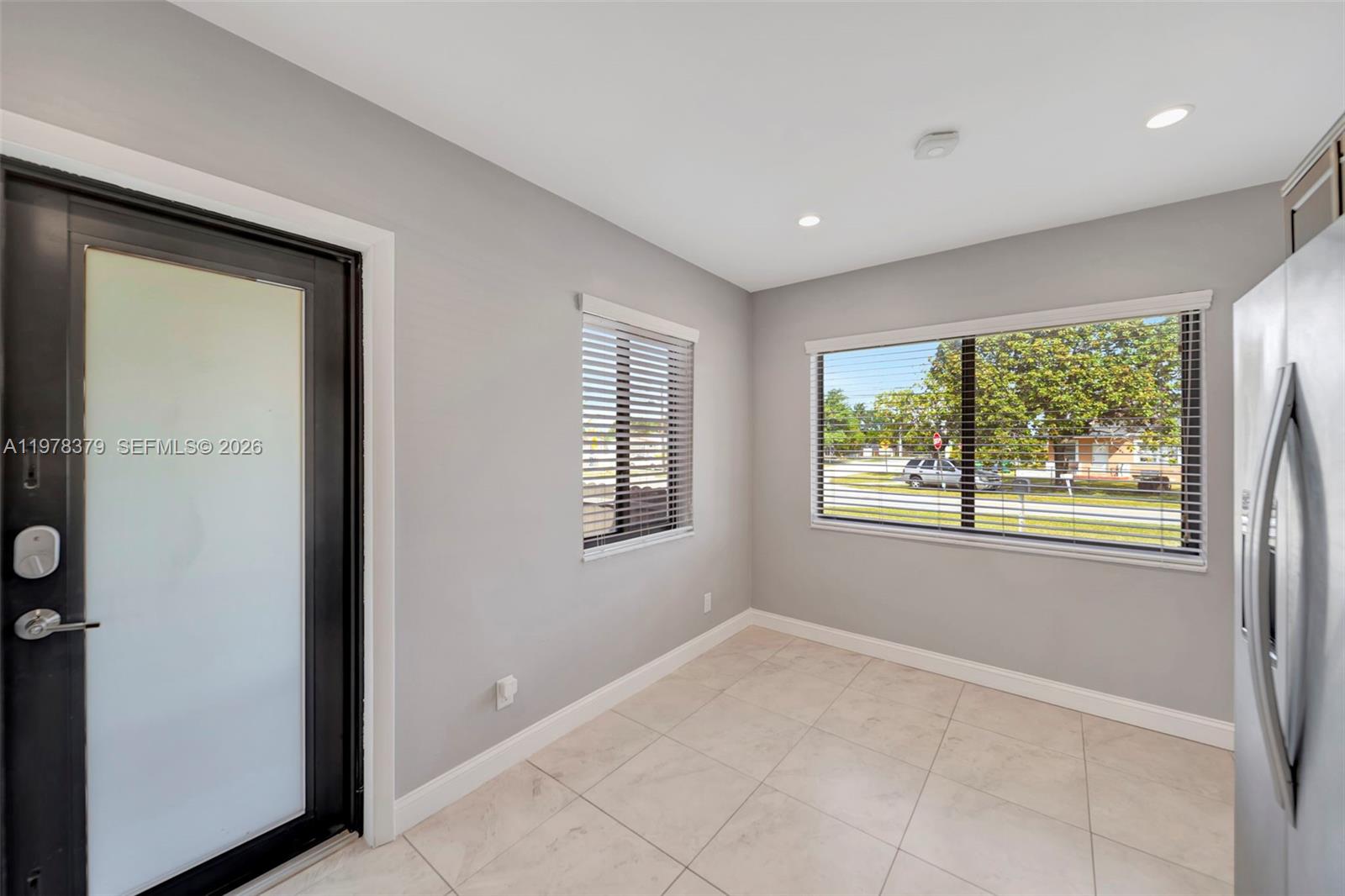 7470 SW 37th St Miami, FL 33155