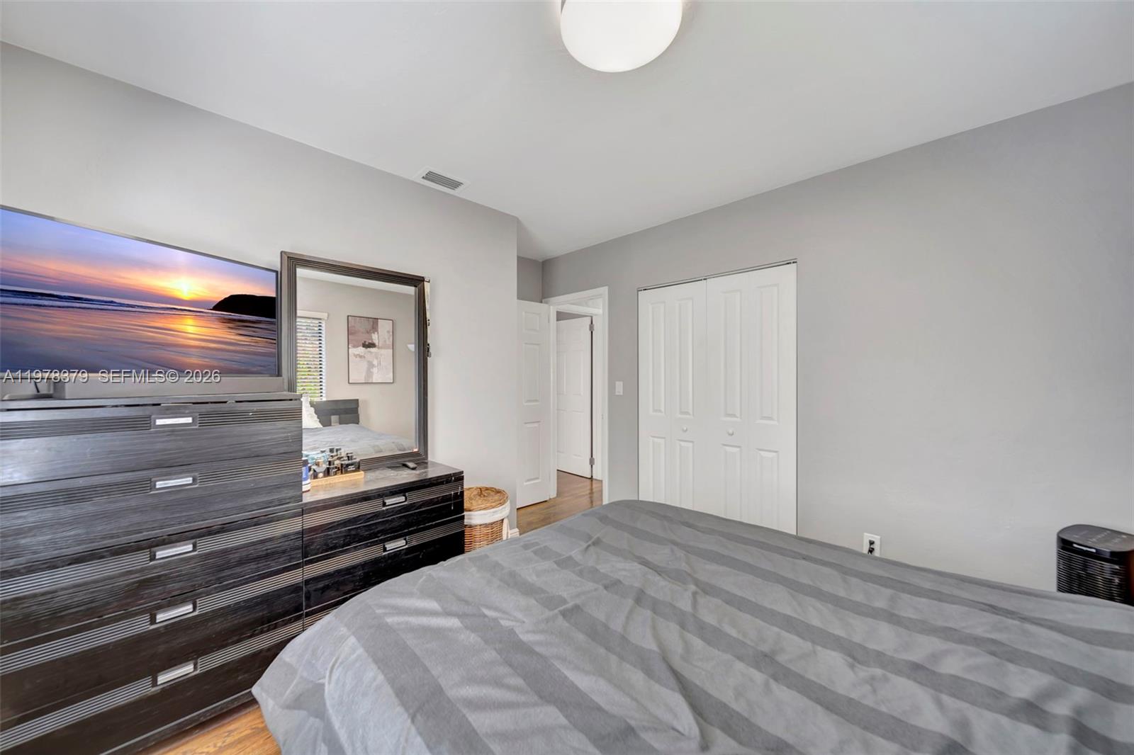 7470 SW 37th St Miami, FL 33155